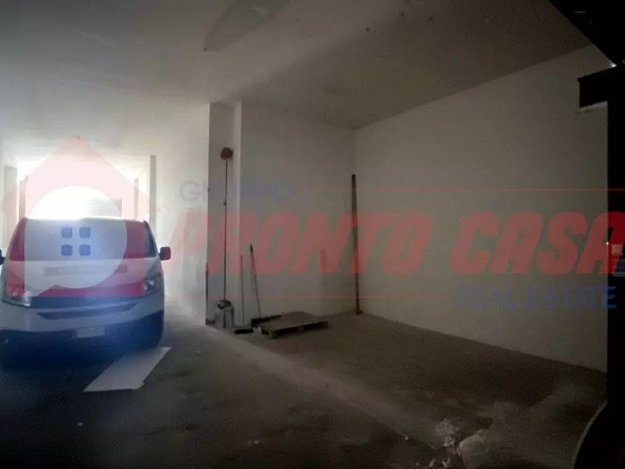 Immagine 12 di Box auto in vendita  in Via Della Repubblica 66 a Cagnano Varano