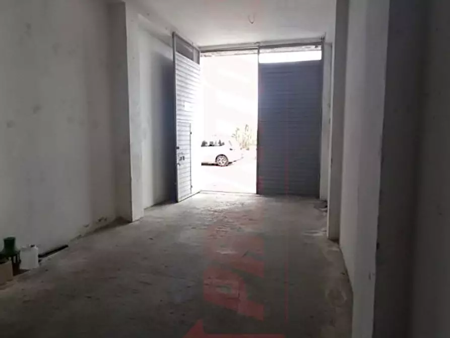 Immagine 15 di Box auto in vendita  in Via Della Repubblica 66 a Cagnano Varano