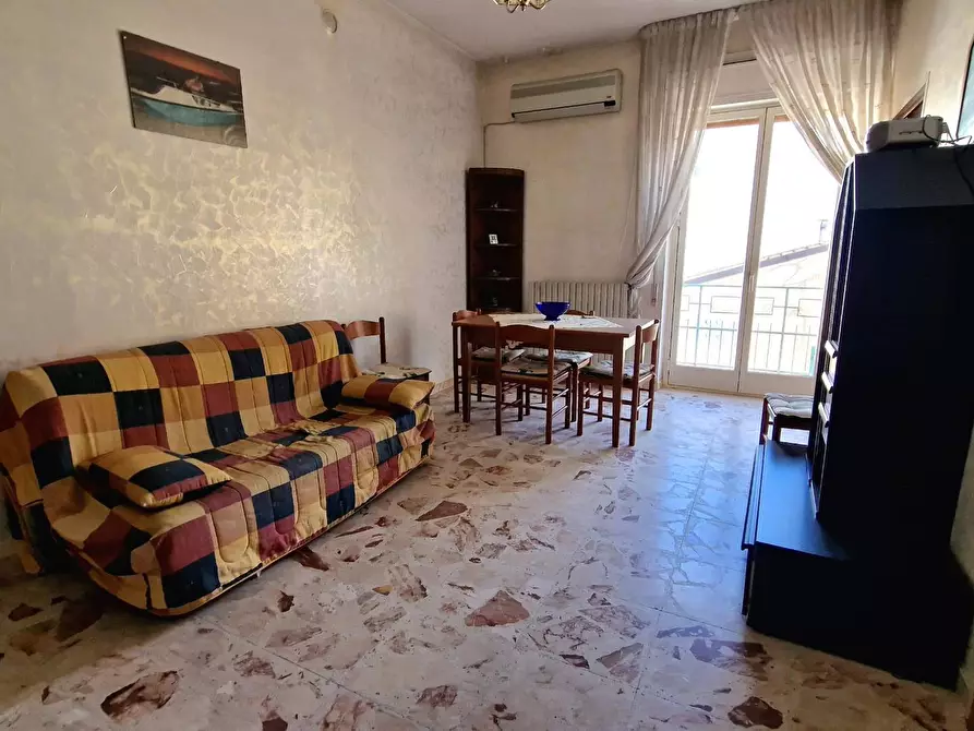 Immagine 7 di Appartamento in vendita  in Via Papa Giovanni XXIII 5 a Sannicandro Garganico