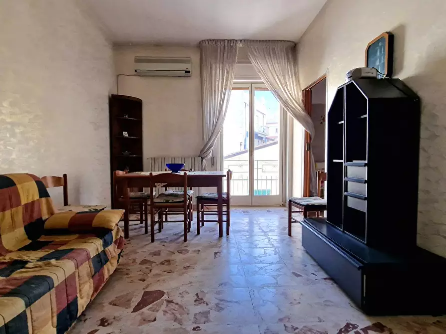 Immagine 8 di Appartamento in vendita  in Via Papa Giovanni XXIII 5 a Sannicandro Garganico