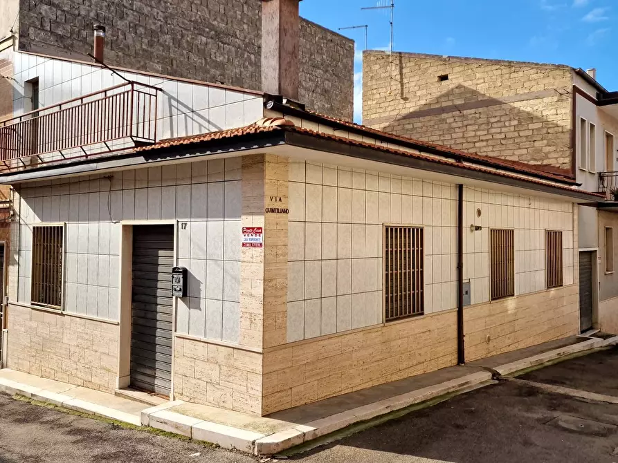 Immagine 2 di Appartamento in vendita  in Via PROPERZIO 17 a Sannicandro Garganico