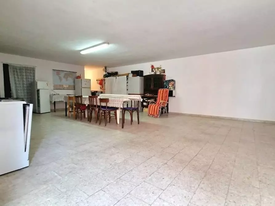 Immagine 4 di Palazzo in vendita  in Via Quintiliano 15 a Sannicandro Garganico