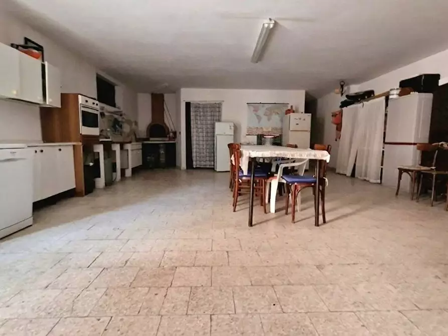 Immagine 6 di Palazzo in vendita  in Via Quintiliano 15 a Sannicandro Garganico