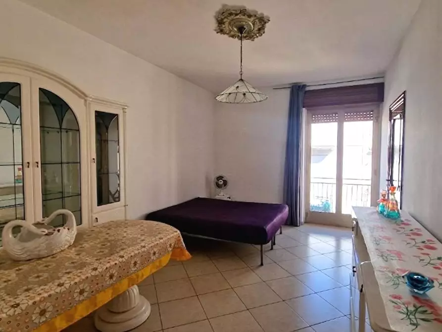 Immagine 19 di Palazzo in vendita  in Via Quintiliano 15 a Sannicandro Garganico