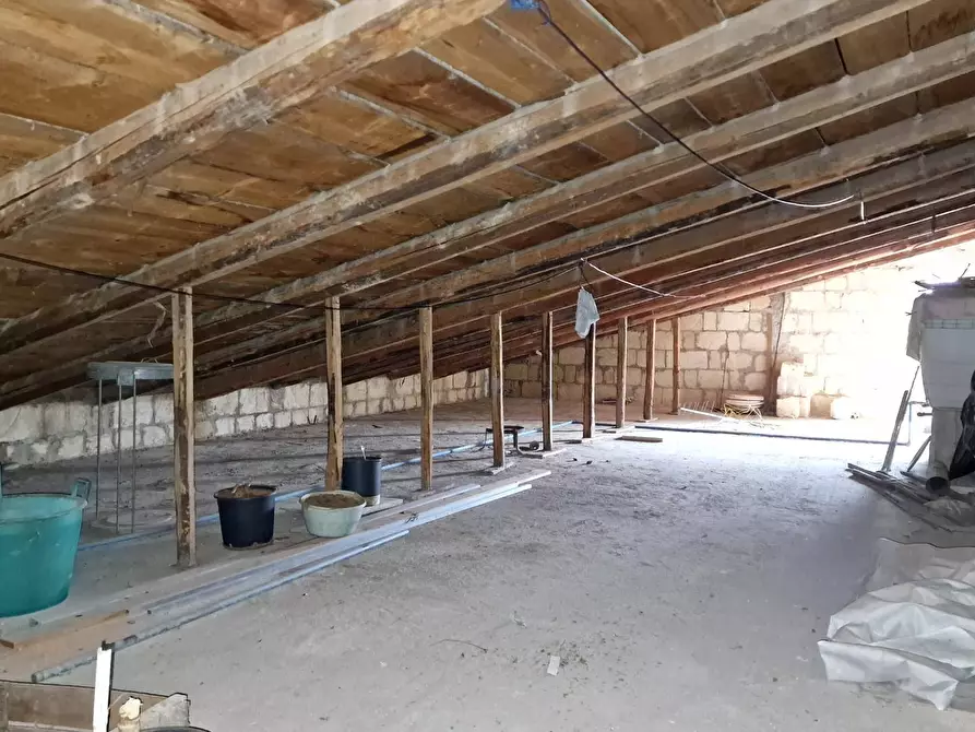 Immagine 26 di Palazzo in vendita  in Via Quintiliano 15 a Sannicandro Garganico