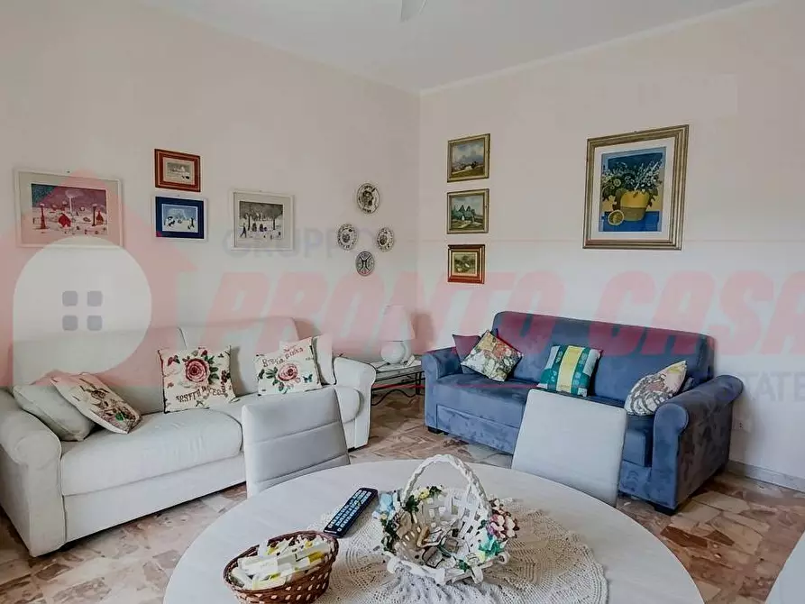 Immagine 1 di Appartamento in vendita  in Via Sotto Le Mura 84 a Cagnano Varano