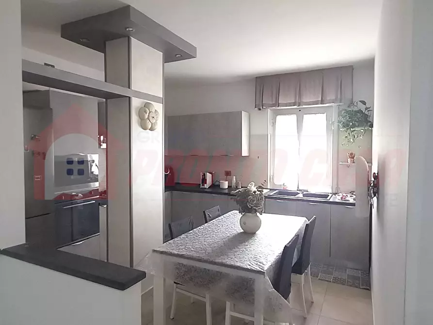 Immagine 4 di Appartamento in vendita  in Via Don Biagio Mucci 12 a Vico Del Gargano