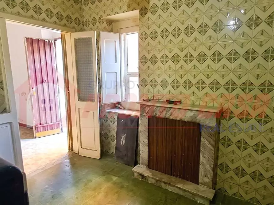 Immagine 5 di Appartamento in vendita  in Via Umberto Giordano 19 a Cagnano Varano