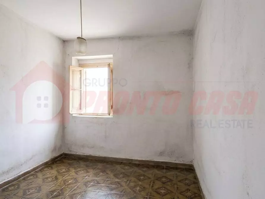 Immagine 10 di Appartamento in vendita  in Via Umberto Giordano 19 a Cagnano Varano