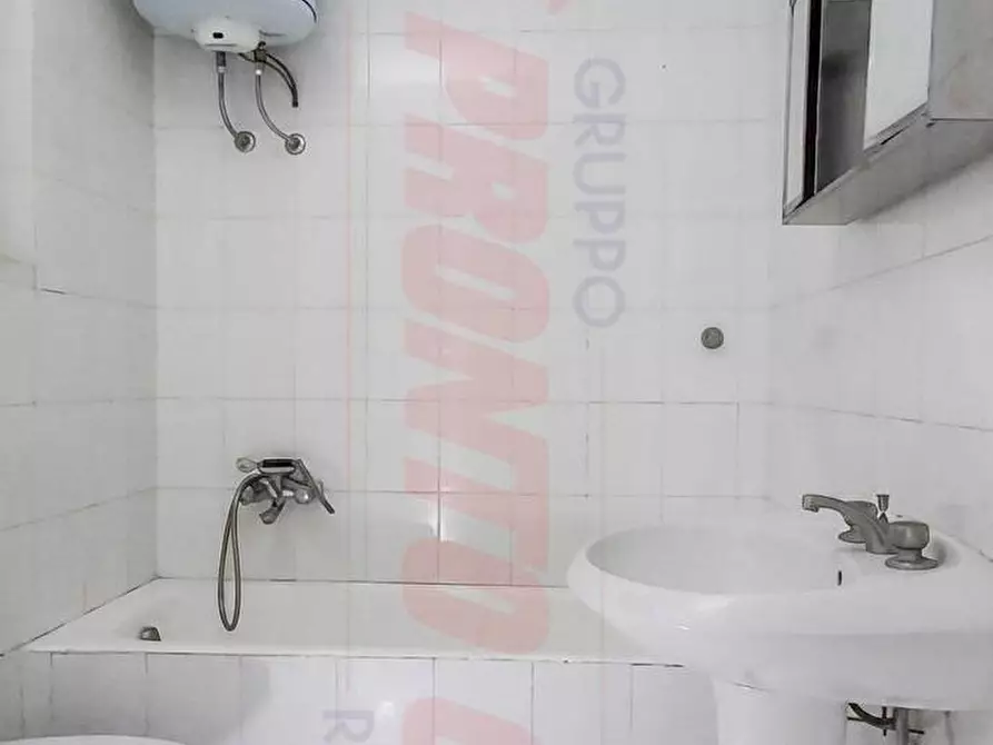 Immagine 16 di Appartamento in vendita  in Via Umberto Giordano 19 a Cagnano Varano