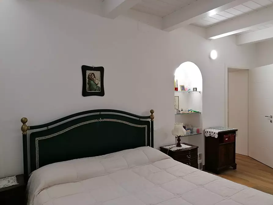 Immagine 11 di Appartamento in vendita  in Cartoceto via verdi a Cartoceto