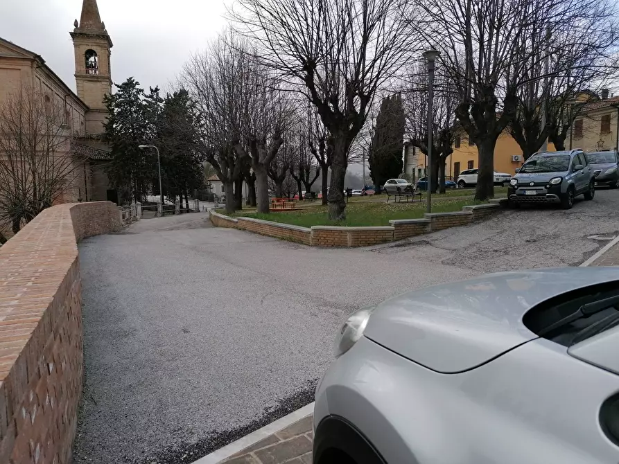 Immagine 24 di Appartamento in vendita  in Cartoceto via verdi a Cartoceto