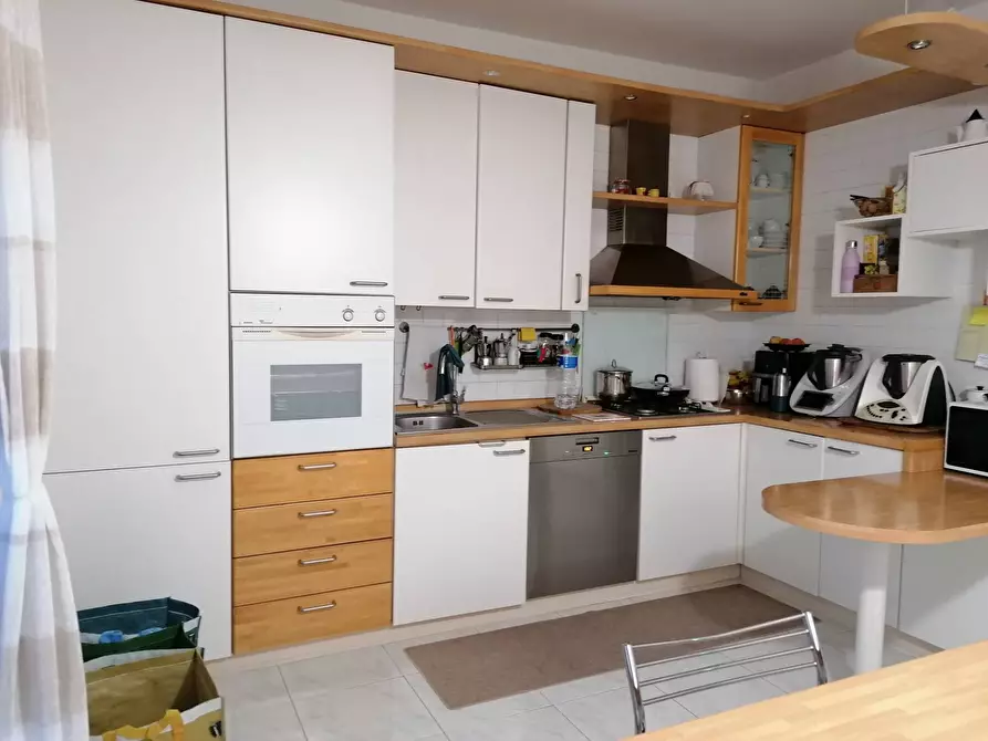 Immagine 8 di Appartamento in vendita  in S.Orso a Fano