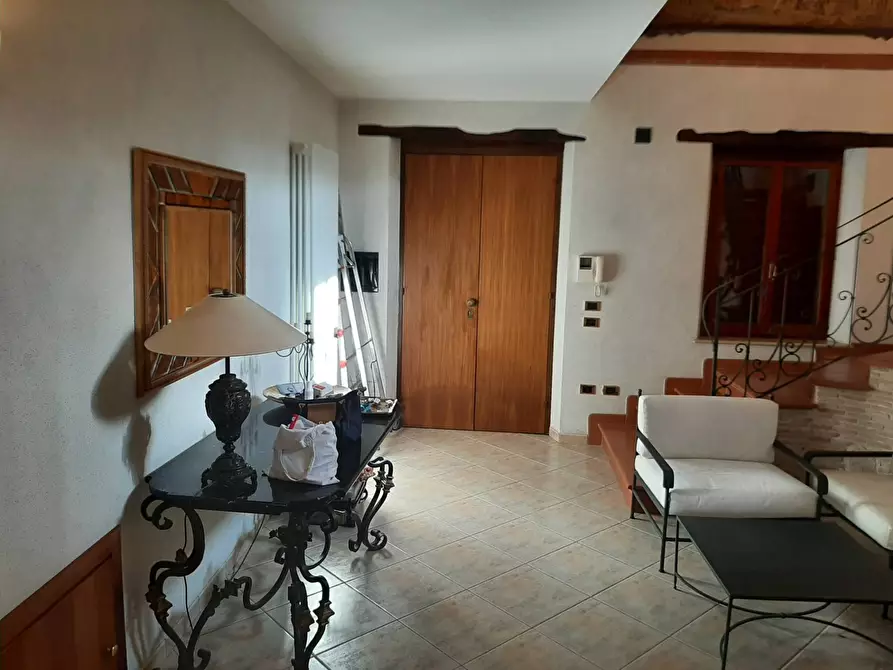 Immagine 2 di Casa semindipendente in vendita  in Carignano a Fano