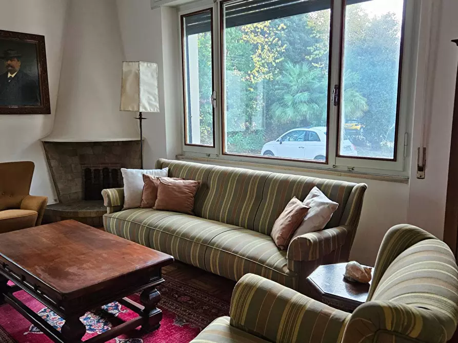 Immagine 7 di Villa in vendita  in Via Vittorio Veneto 10 a Fano