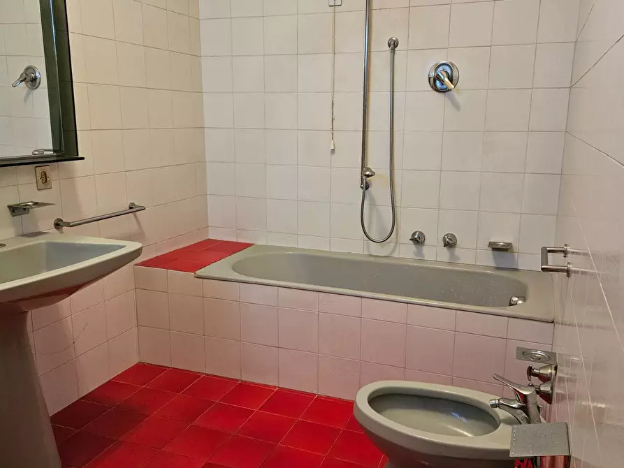 Immagine 35 di Villa in vendita  in Via Vittorio Veneto 10 a Fano