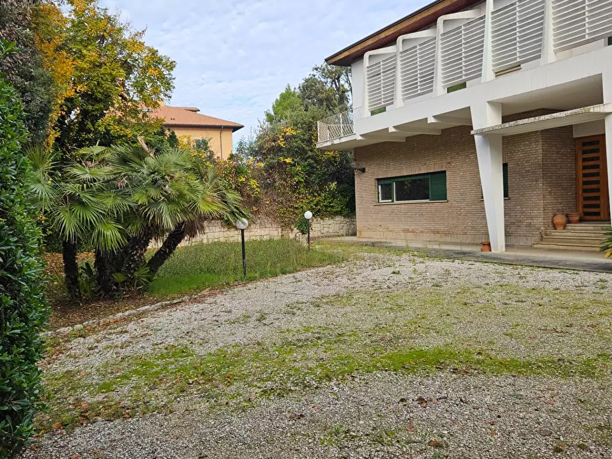 Immagine 41 di Villa in vendita  in Via Vittorio Veneto 10 a Fano