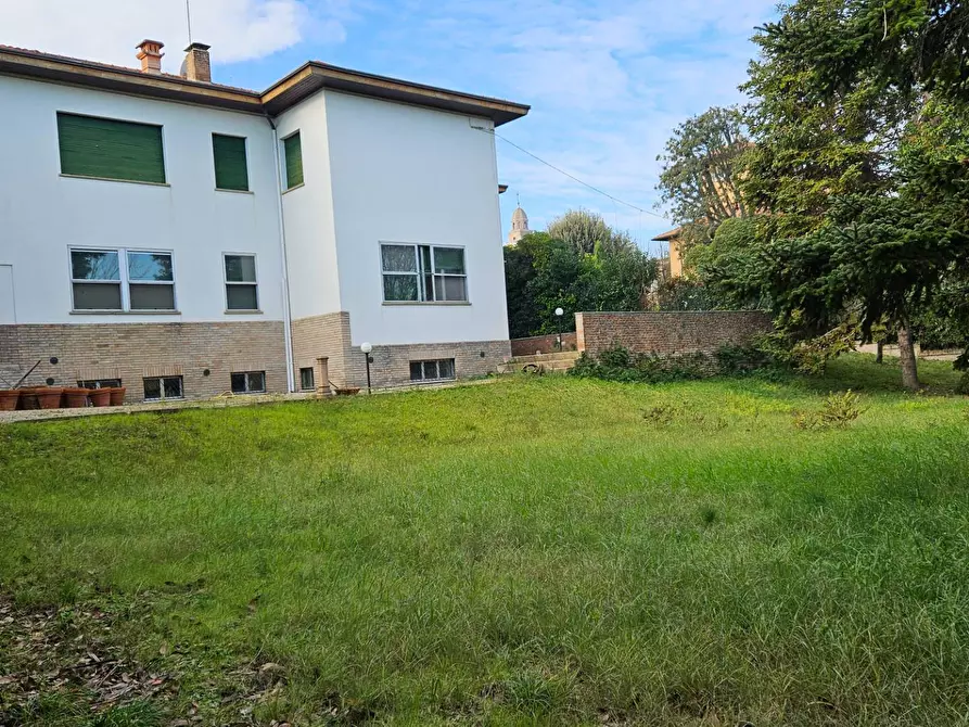 Immagine 44 di Villa in vendita  in Via Vittorio Veneto 10 a Fano