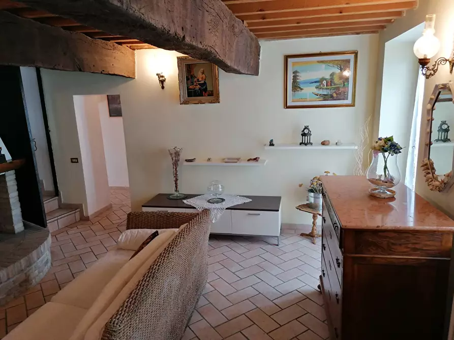 Immagine 14 di Rustico / casale in vendita  in S. Anna a Cartoceto