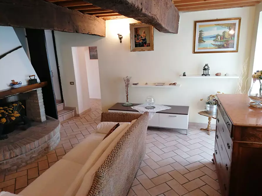 Immagine 15 di Rustico / casale in vendita  in S. Anna a Cartoceto