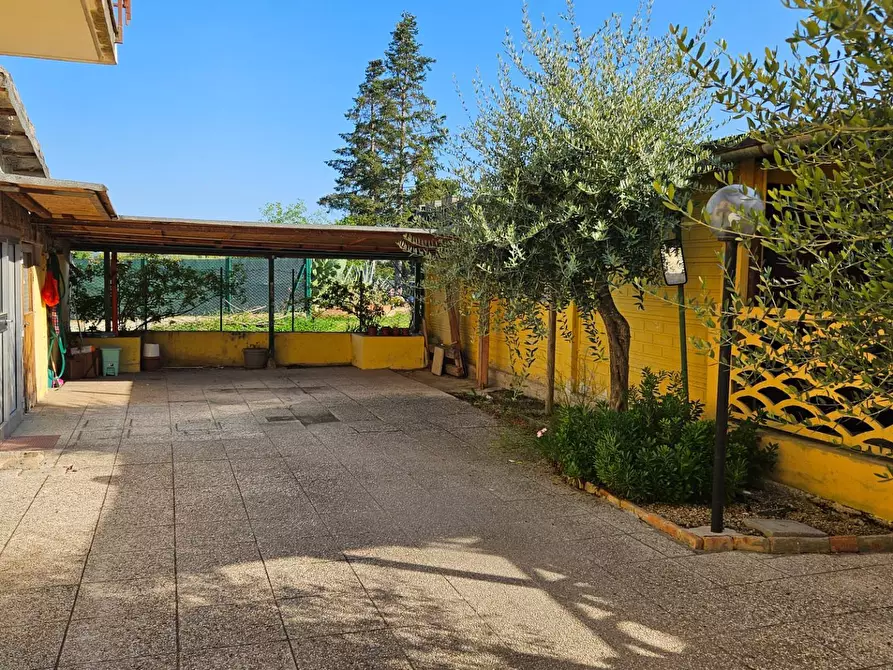 Immagine 2 di Casa semindipendente in vendita  in Strada Nazionale Flaminia 400 a Fano