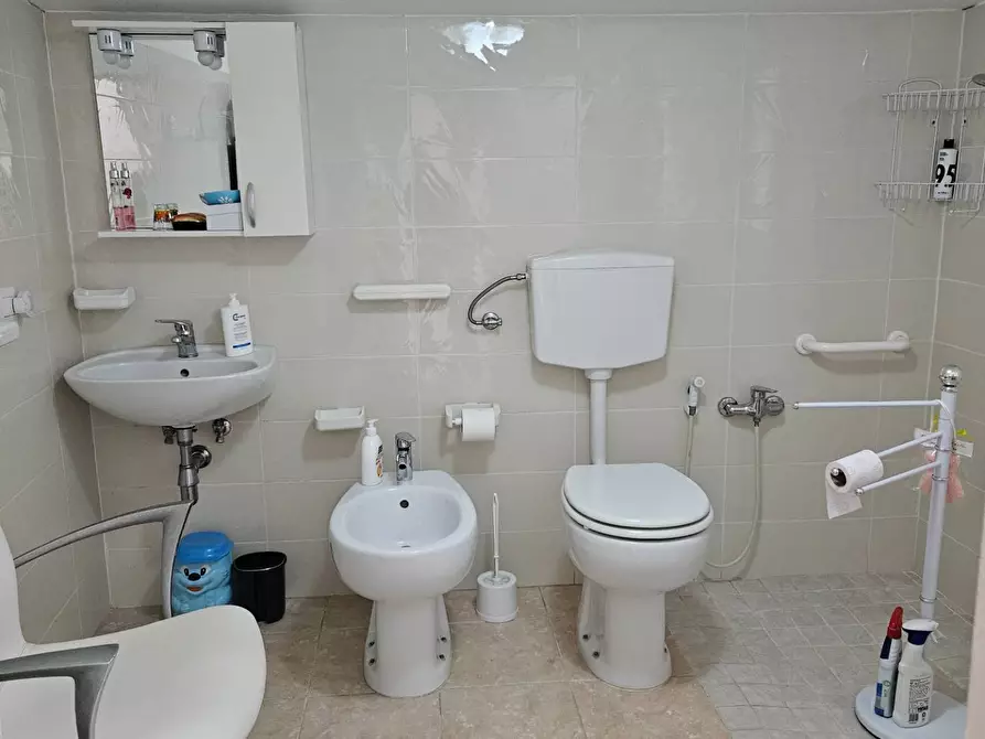 Immagine 12 di Casa semindipendente in vendita  in Strada Nazionale Flaminia 400 a Fano