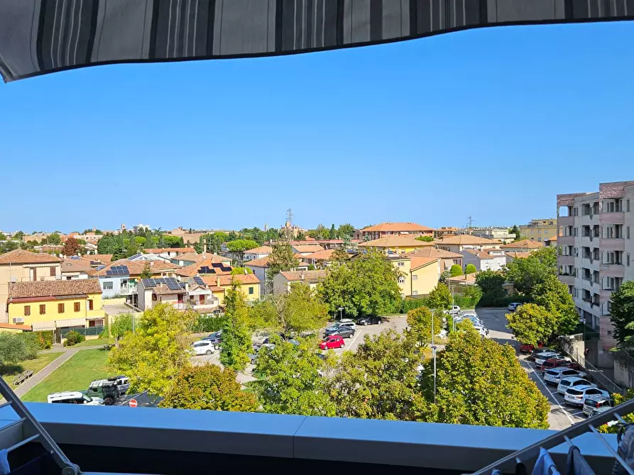 Immagine 8 di Appartamento in vendita  in Quartiere Fano 2 a Fano