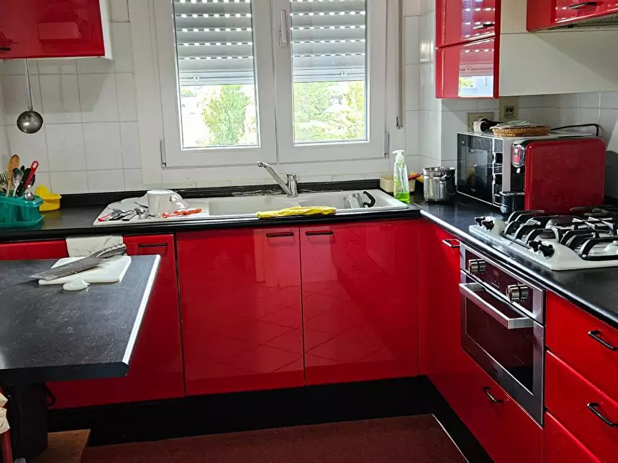 Immagine 10 di Appartamento in vendita  in Quartiere Fano 2 a Fano