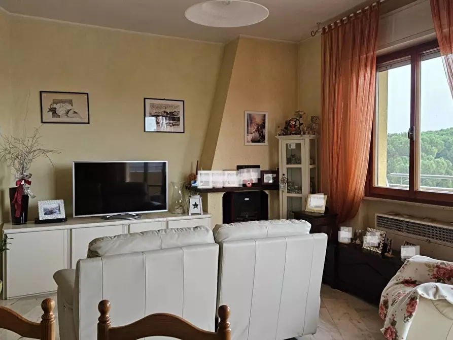 Immagine 5 di Appartamento in vendita  in Via Giovanni Pascoli 20 a Fano