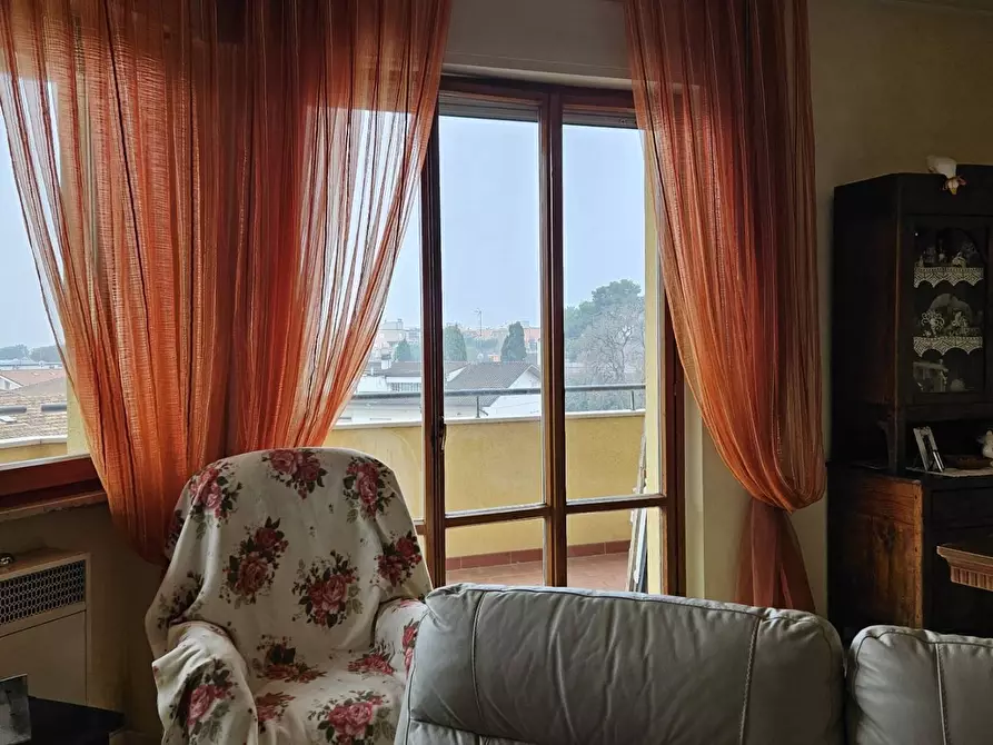 Immagine 10 di Appartamento in vendita  in Via Giovanni Pascoli 20 a Fano