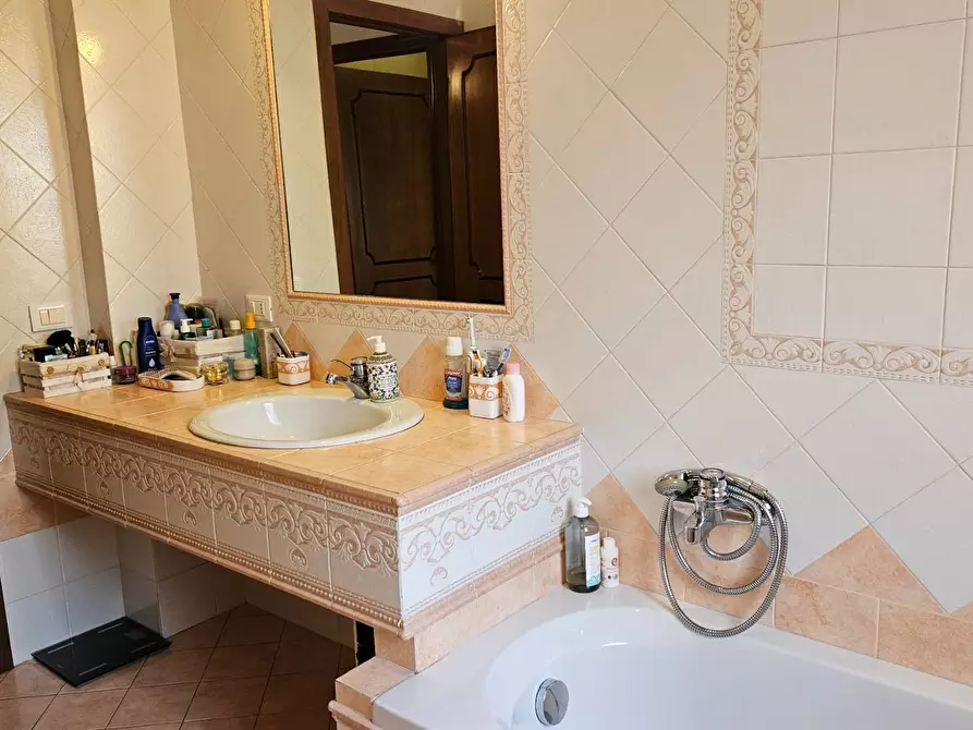 Immagine 35 di Appartamento in vendita  in Via Giovanni Pascoli 20 a Fano