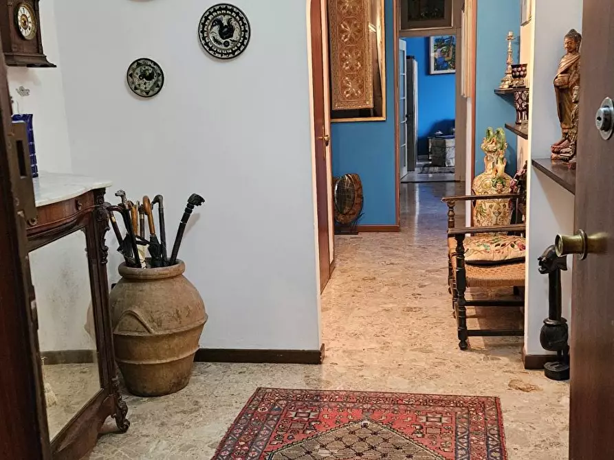 Immagine 3 di Appartamento in vendita  in Via del Fiume 2 a Fano