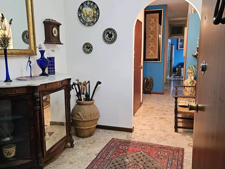 Immagine 4 di Appartamento in vendita  in Via del Fiume 2 a Fano