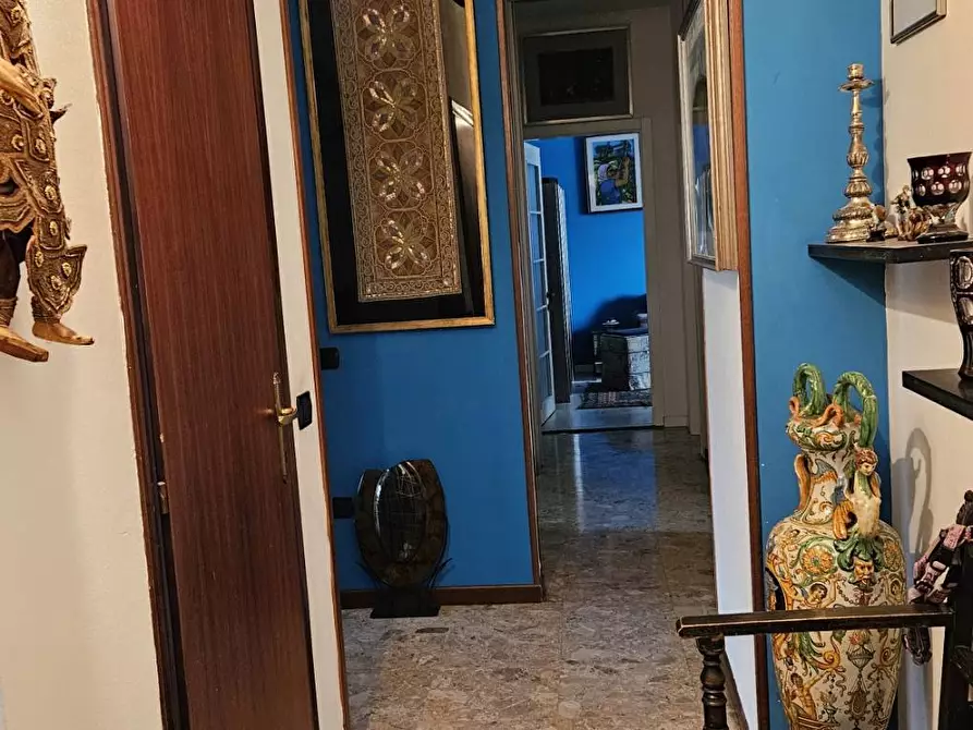 Immagine 5 di Appartamento in vendita  in Via del Fiume 2 a Fano