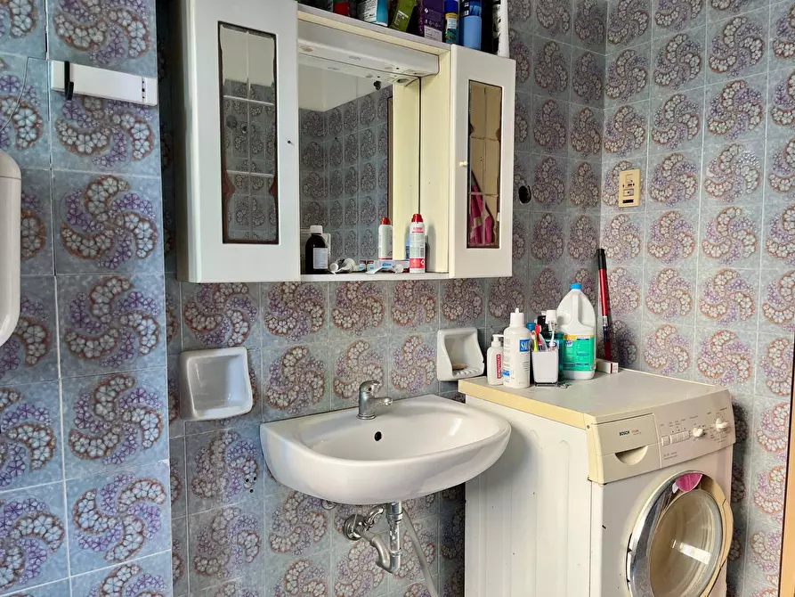 Immagine 13 di Appartamento in vendita  in Via Tagliamento a Fano