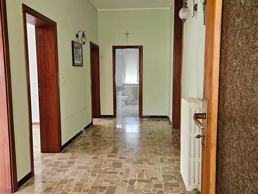 Immagine 1 di Appartamento in vendita  in località Rosciano a Fano