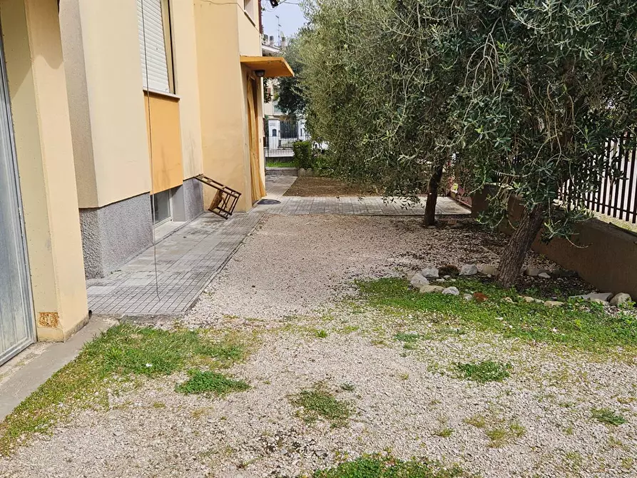 Immagine 40 di Appartamento in vendita  in località Rosciano a Fano