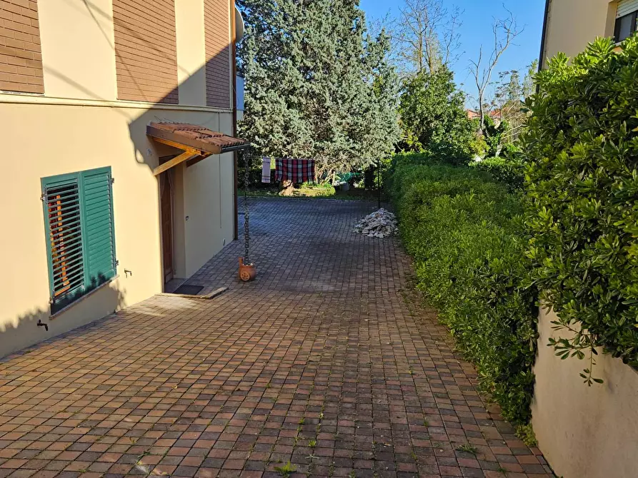 Immagine 3 di Villa in vendita  in Via Dirindella 5 a Fano