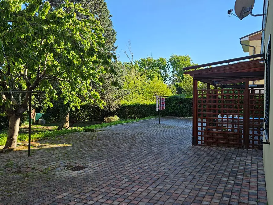Immagine 11 di Villa in vendita  in Via Dirindella 5 a Fano
