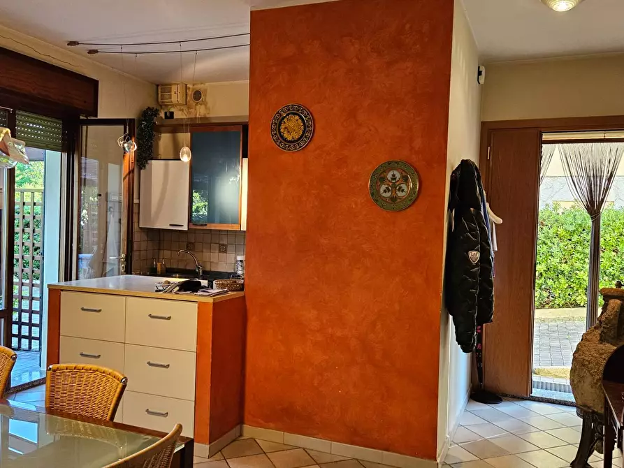 Immagine 19 di Villa in vendita  in Via Dirindella 5 a Fano