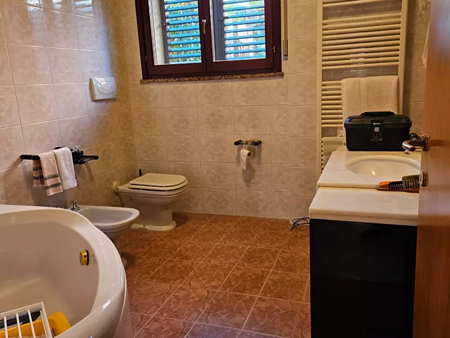 Immagine 43 di Villa in vendita  in Via Dirindella 5 a Fano