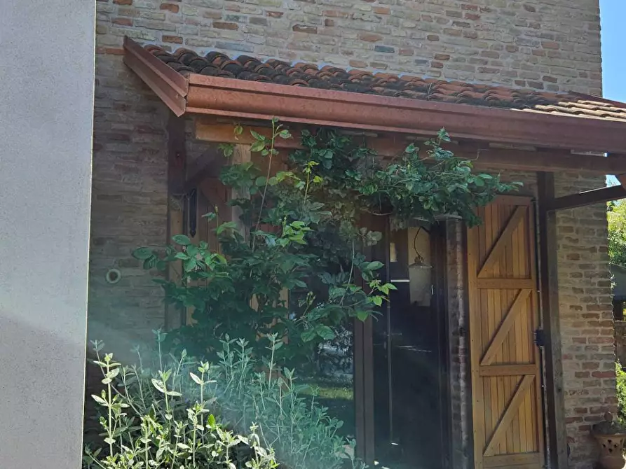 Immagine 31 di Rustico / casale in vendita  in via Salvamaggio 1 a Colli Al Metauro