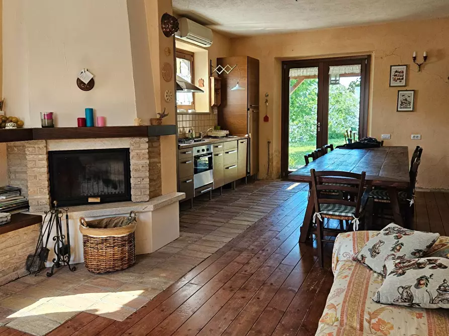Immagine 45 di Rustico / casale in vendita  in via Salvamaggio 1 a Colli Al Metauro