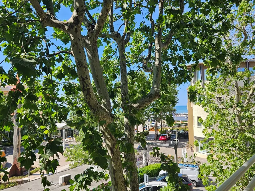 Immagine 2 di Appartamento in vendita  in Via Gorizia 2 a Fano