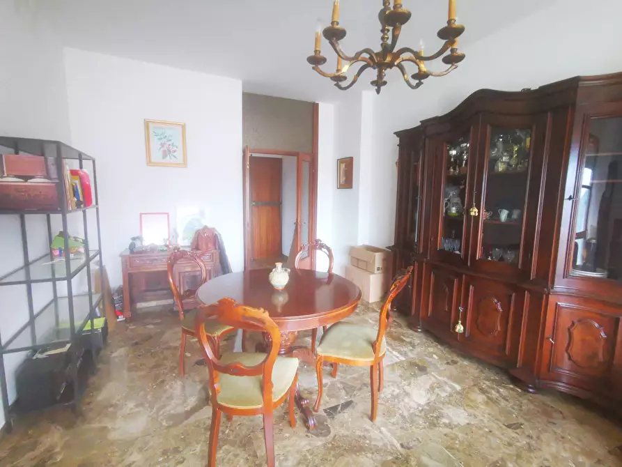 Immagine 4 di Appartamento in vendita  in Via Raffaello Sanzio 10 a Fano