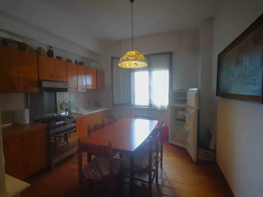 Immagine 11 di Appartamento in vendita  in Via Raffaello Sanzio 10 a Fano