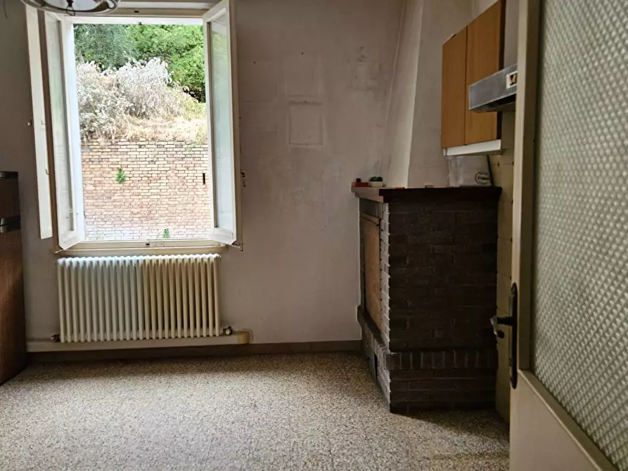 Immagine 4 di Appartamento in vendita  in Via Pieve Canneti 10 a Terre Roveresche
