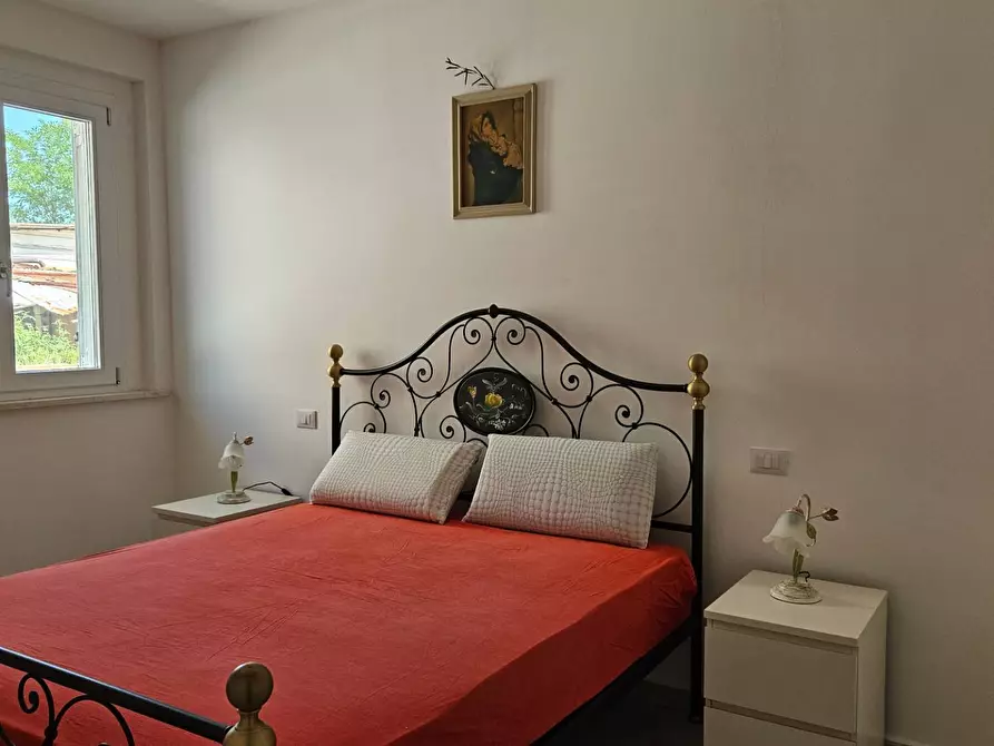 Immagine 15 di Appartamento in vendita  in Via della Scuola 4 a Fano