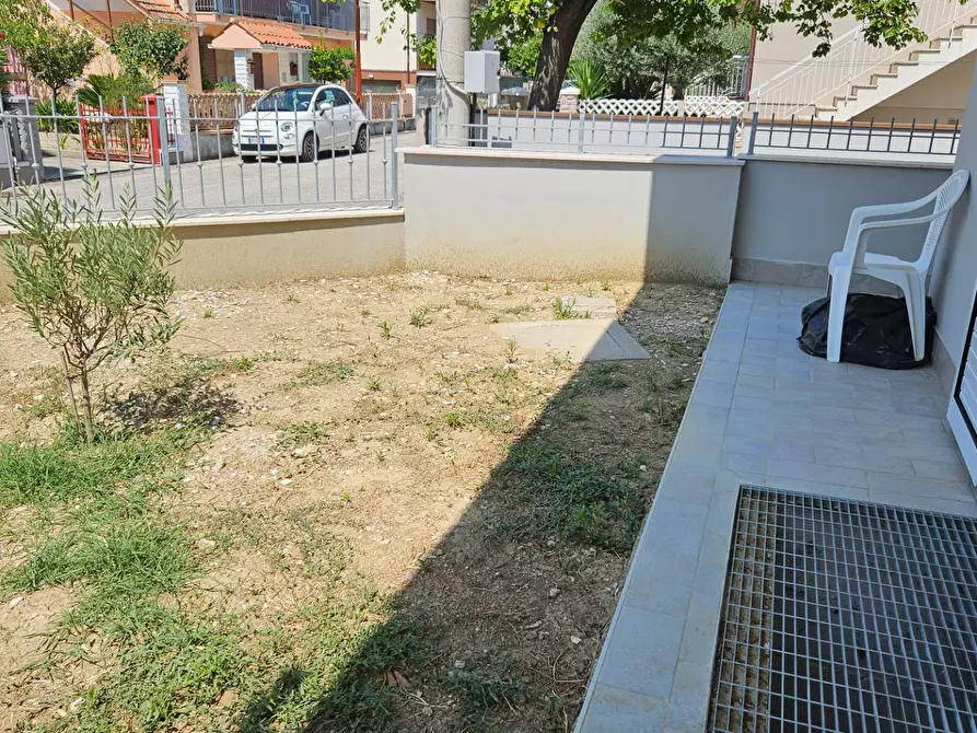 Immagine 36 di Appartamento in vendita  in Via della Scuola 4 a Fano