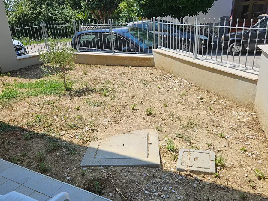 Immagine 39 di Appartamento in vendita  in Via della Scuola 4 a Fano